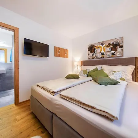 Helios Neukirchen - Osb03100d-eyc Apartman *